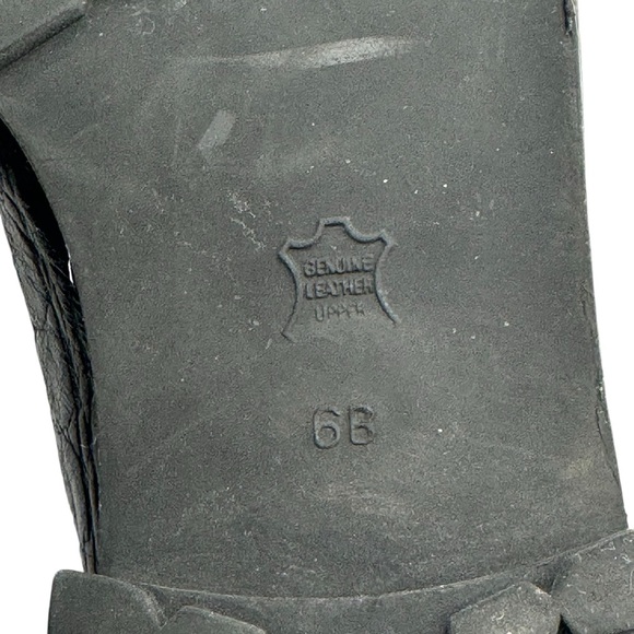 Talbots Black Leather Loafer Slip On Flats Croc Buckle Strap Lug Sole | Size 6 - Picture 9 of 10